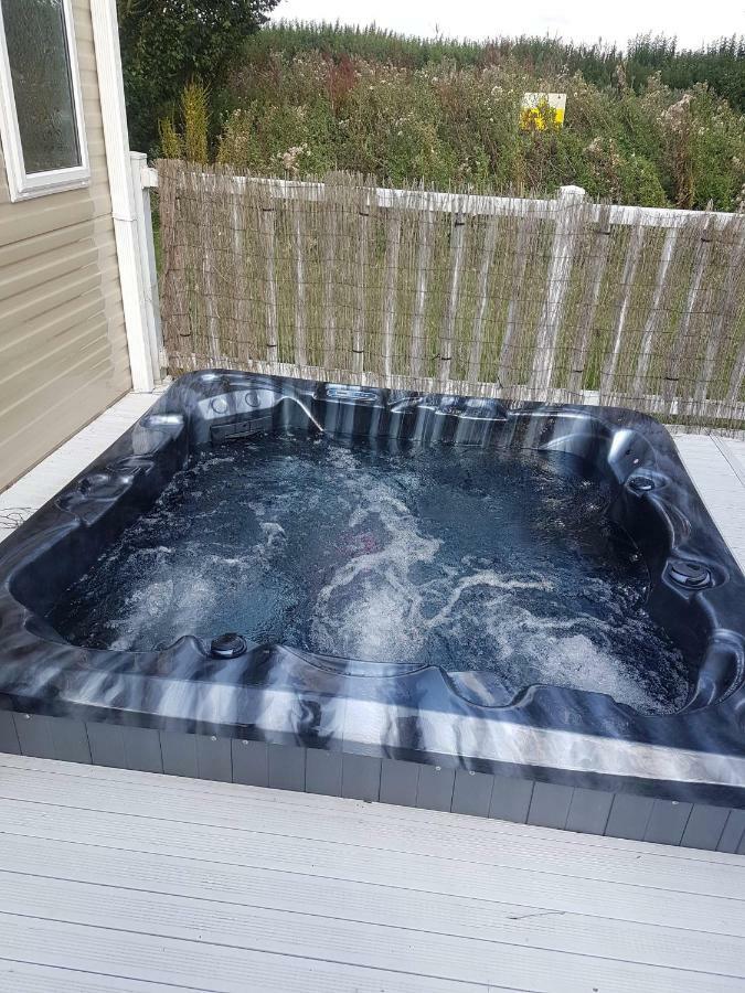 Caravan For Rent At Tattershall Holiday Park Экстерьер фото