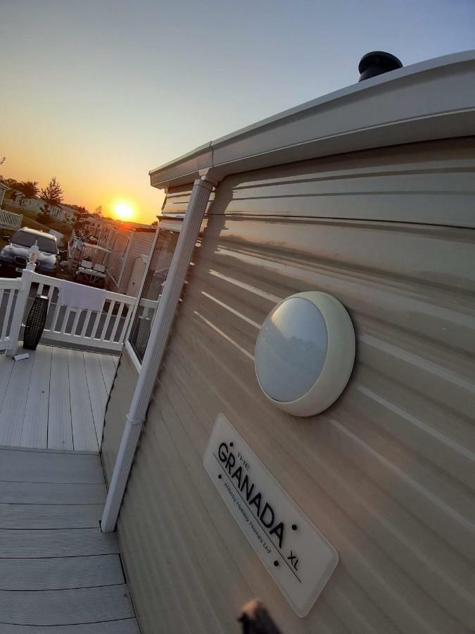 Caravan For Rent At Tattershall Holiday Park Экстерьер фото